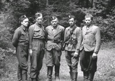 Michał Ciszewski, NN,
chorąży Adam Ekiert ps.
Pogarda, Jan Pakos ps.
Stal.